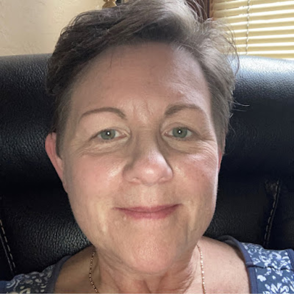 Meet your Posher, Michele